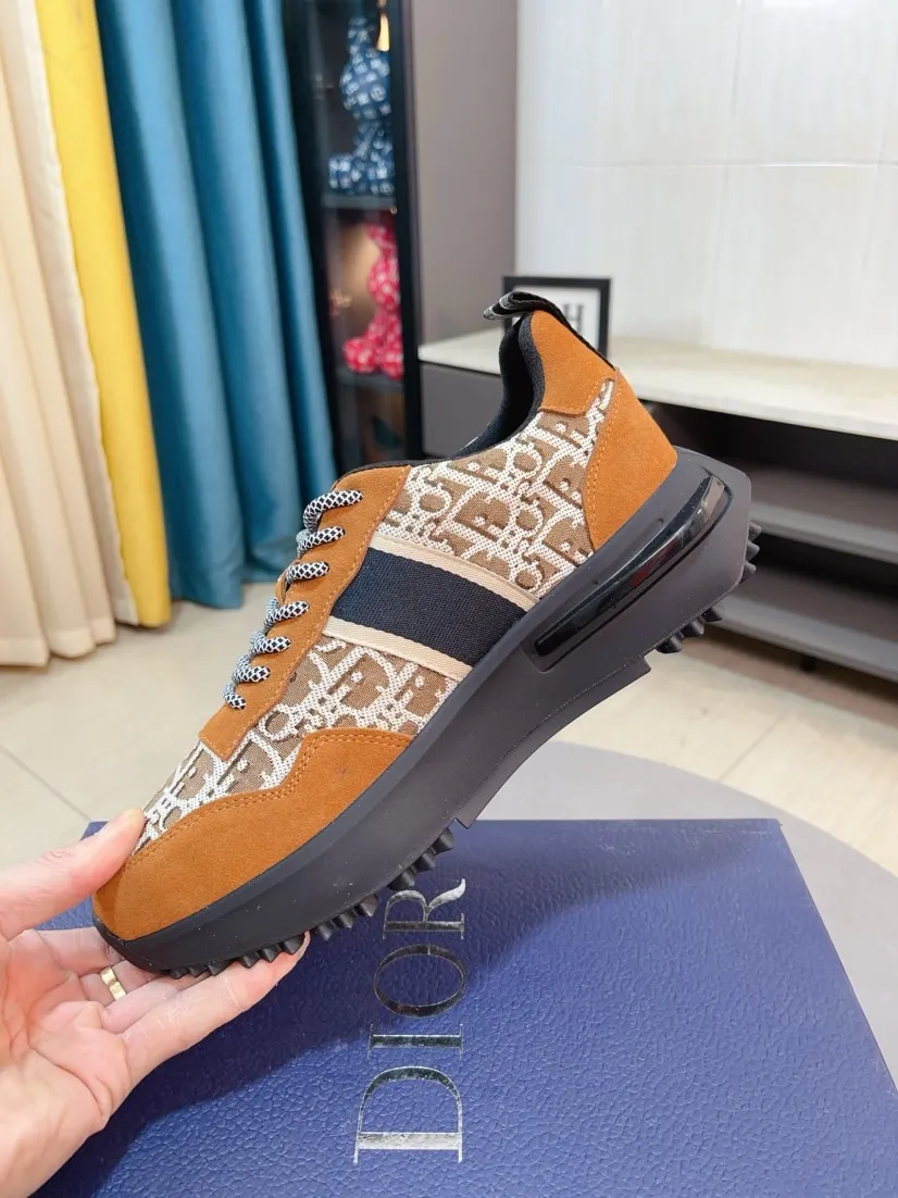 Ex-factory price 438🌹🌹【Dior】Best-selling model, world premiere on official website🔝High-end brand of men's shoes, latest series on official website: The upper is made of imported cowhide with specially designed fabrics➕Mesh breathable lining. Make walking more convenient and comfortable! Compared with the official quality, Midea’s 1:1 replica. Create a fashionable personality to set off your uniqueness! A must-have for trendy men! Classic style. Men's sizes: 38-44.